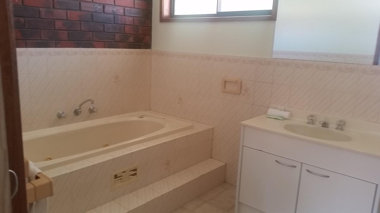 Wentworth Club Motel Dış mekan fotoğraf